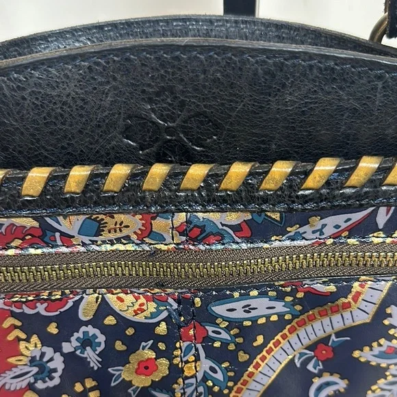 Elegant Black and Red Patterned Women's Bag - Picture 16 of 16